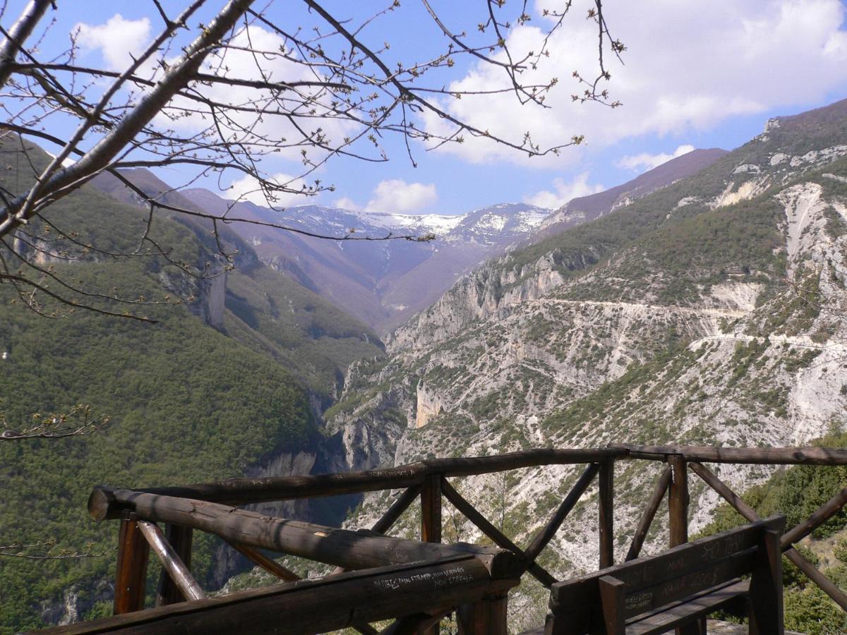 B&B Lo Gnomo Pennapiedimonte Dış mekan fotoğraf